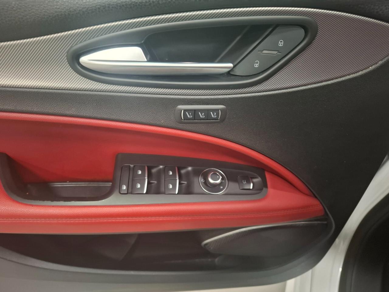 Alfa Romeo Stelvio 2.0 T Q4 Veloce 16V
