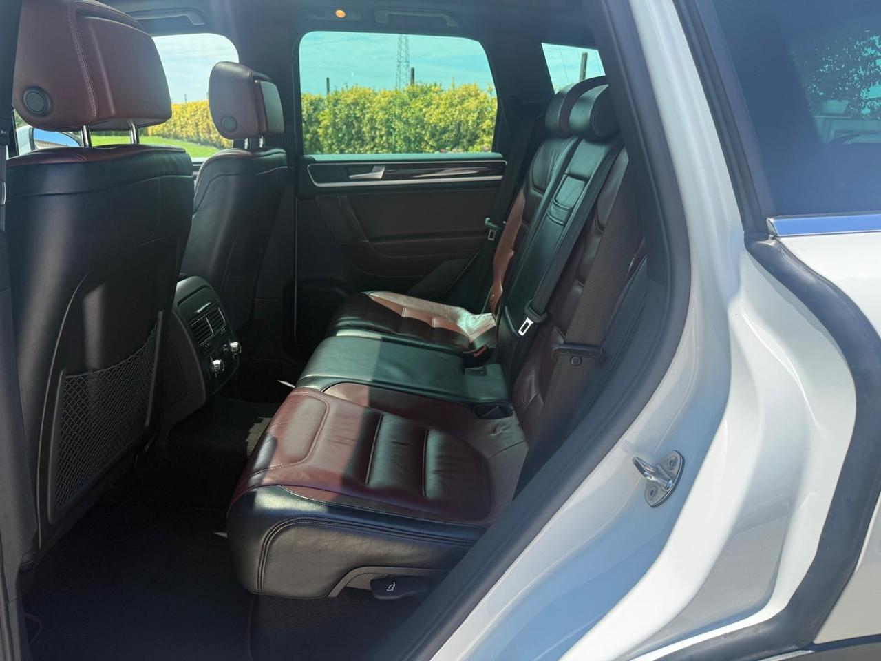 Volkswagen Touareg 3.0 TDI 245 cv EXECUTIVE