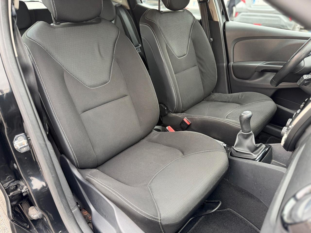 Renault Clio 1.2 75CV 5 porte - 2015 *NEOPATENTATI*GARANZIA*