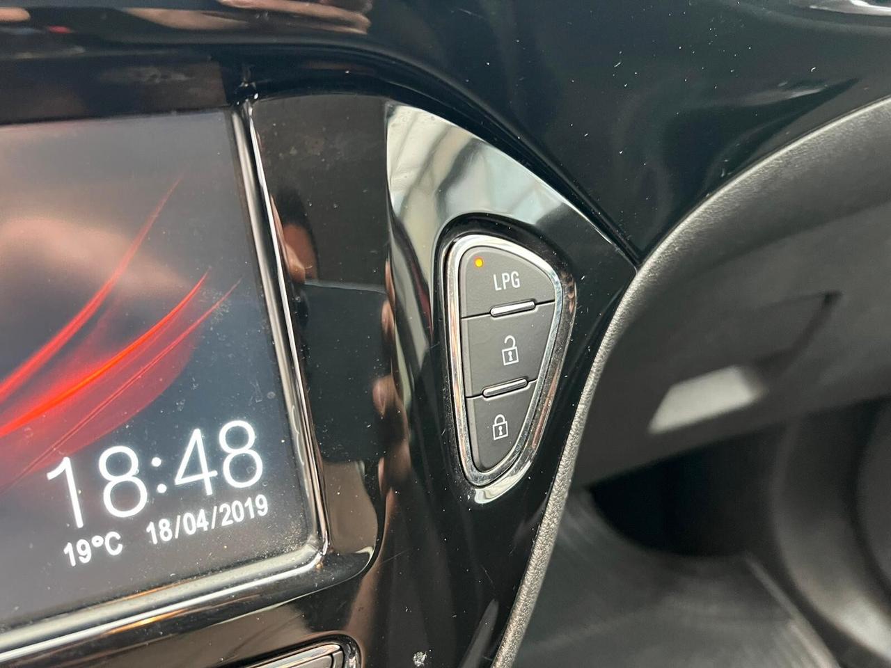 OPEL CORSA 1.4 90CV 2019!!! GPL DI SERIE!!!