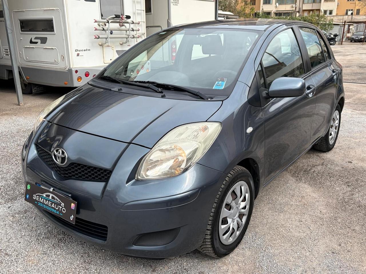 Toyota Yaris 1.0 5 porte Now 12 MESI DI GARANZIA