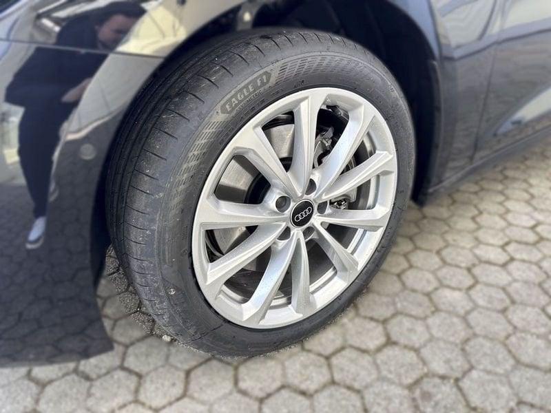 Audi A5 Avant TDI 150 kW S tronic mHEV+ Business LED