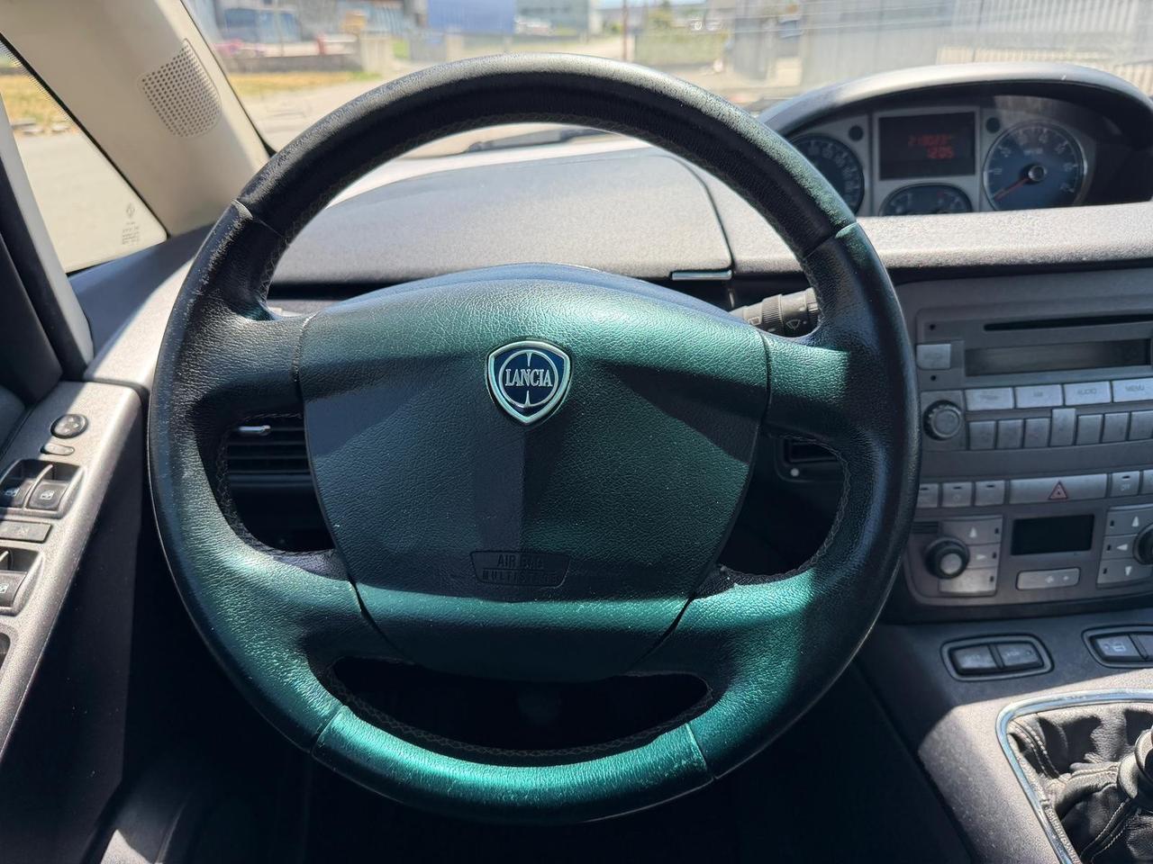 Lancia MUSA Multijet Poltrona Frau