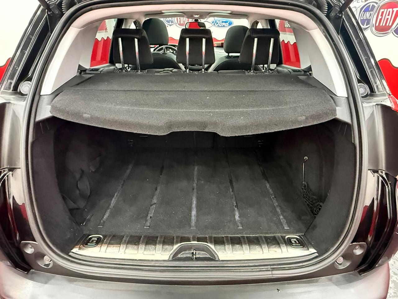 Peugeot 2008 1.6 e-HDi 92cv Allure - 2014