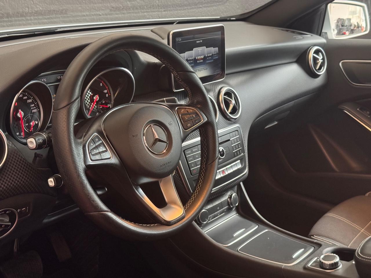 Mercedes-benz A 160 d Automatic Premium