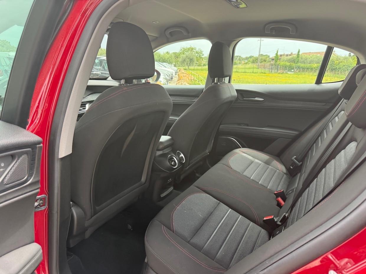 Alfa Romeo Stelvio 2.2 Turbodiesel 160 CV AT8 RWD Rosso Edizione