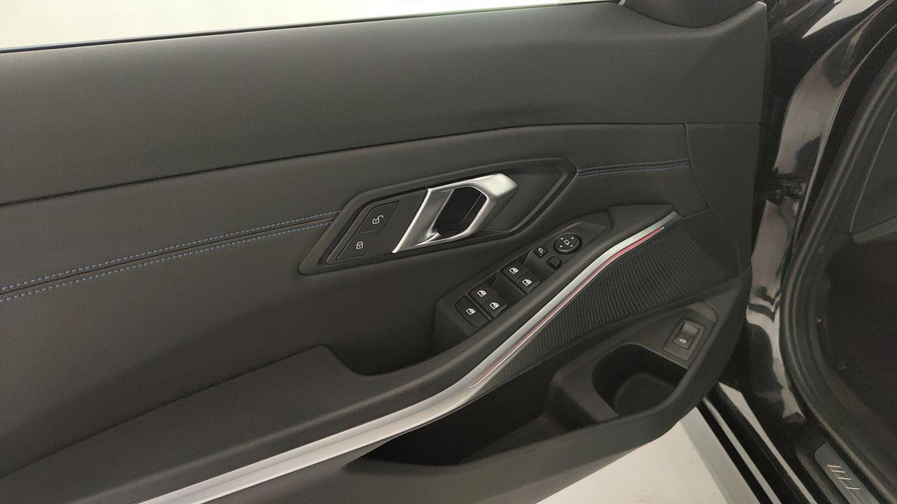 BMW Serie 3 G21 2022 Touring - 320d Touring mhev 48V xdrive MSport auto