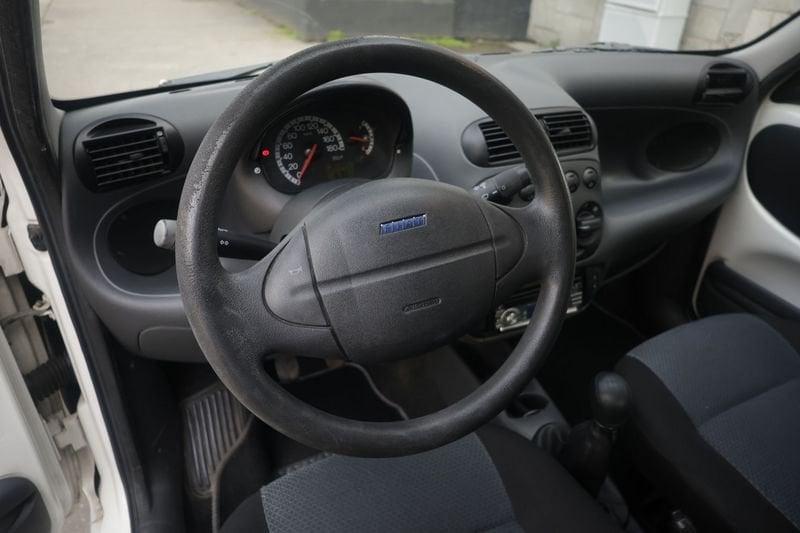 FIAT Seicento FIAT Seicento Seicento 1.1 Active abs 40KW ANNO 2004