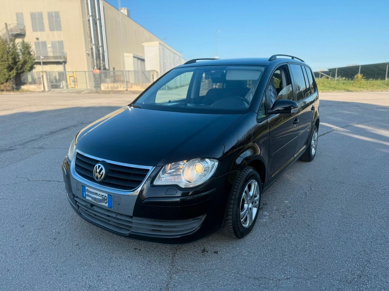 VW TOURAN 2.0 METANO 2010 12 MESI DI GARANZIA