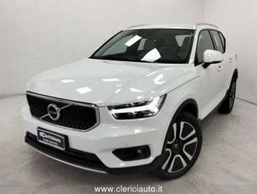 Volvo XC40 B4 AWD Geartronic Momentum Pro