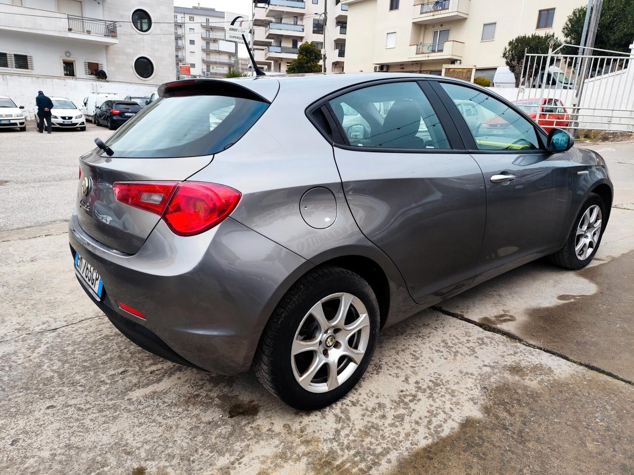 Alfa Romeo Giulietta 1.6 JTDm-2 105 CV Progression