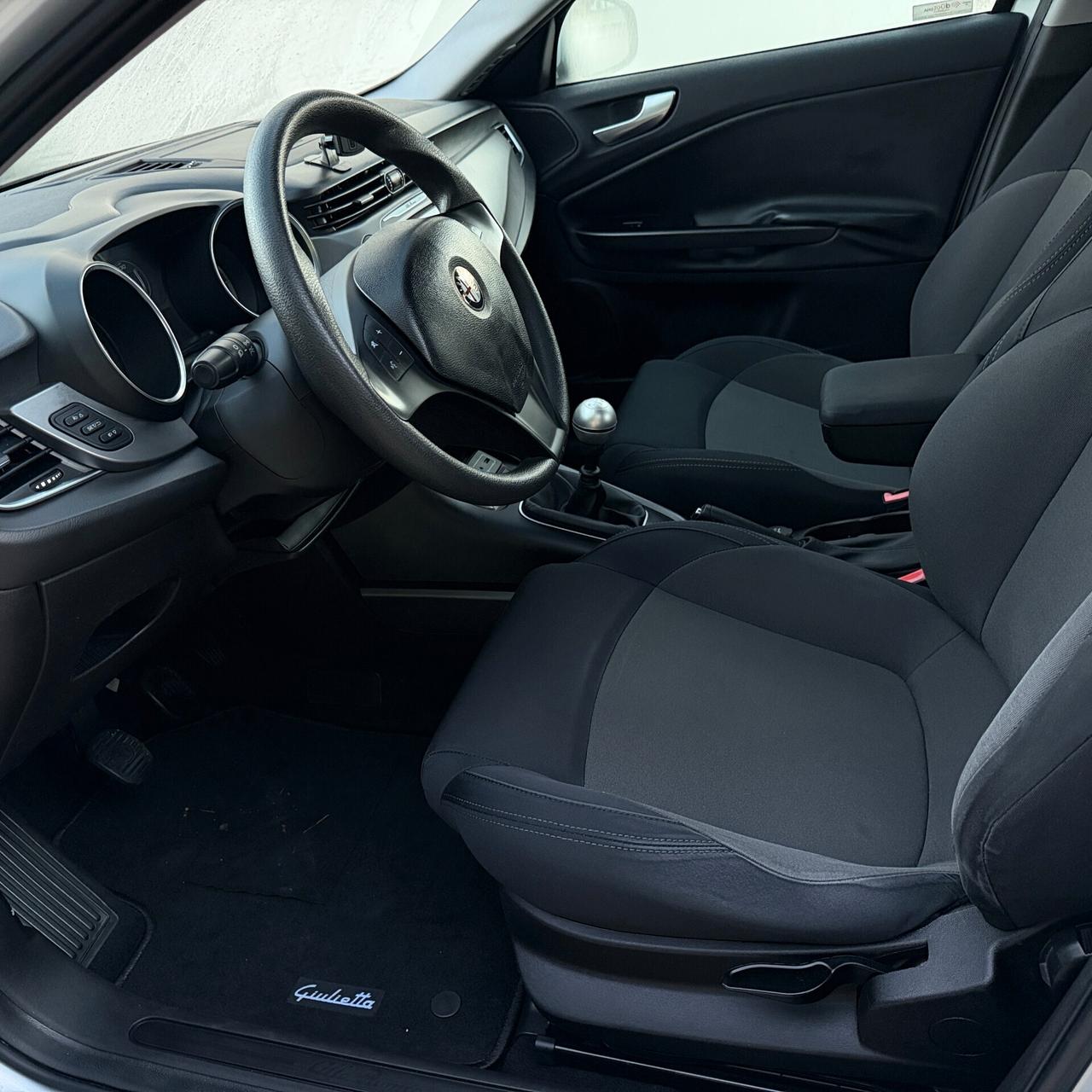 Alfa Giulietta 1.6 JTDm- 2 Progression 120 CV (E6B)