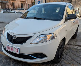 Lancia Ypsilon 1.3 MJT 16V 95 CV 5 porte S&S Silver