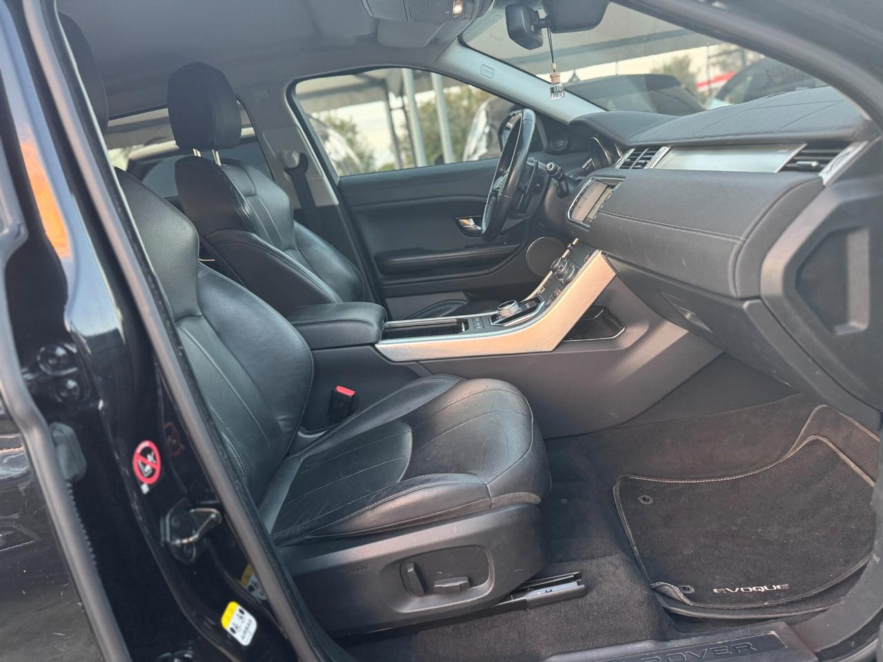 Land Rover Range Evoque 2.0 TD4 180 CV Coupé SE Dynamic