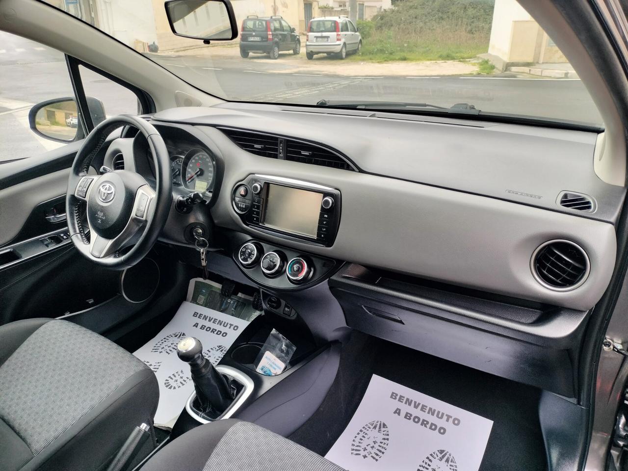 Toyota Yaris 1.0 5 porte Lounge benzina GPL