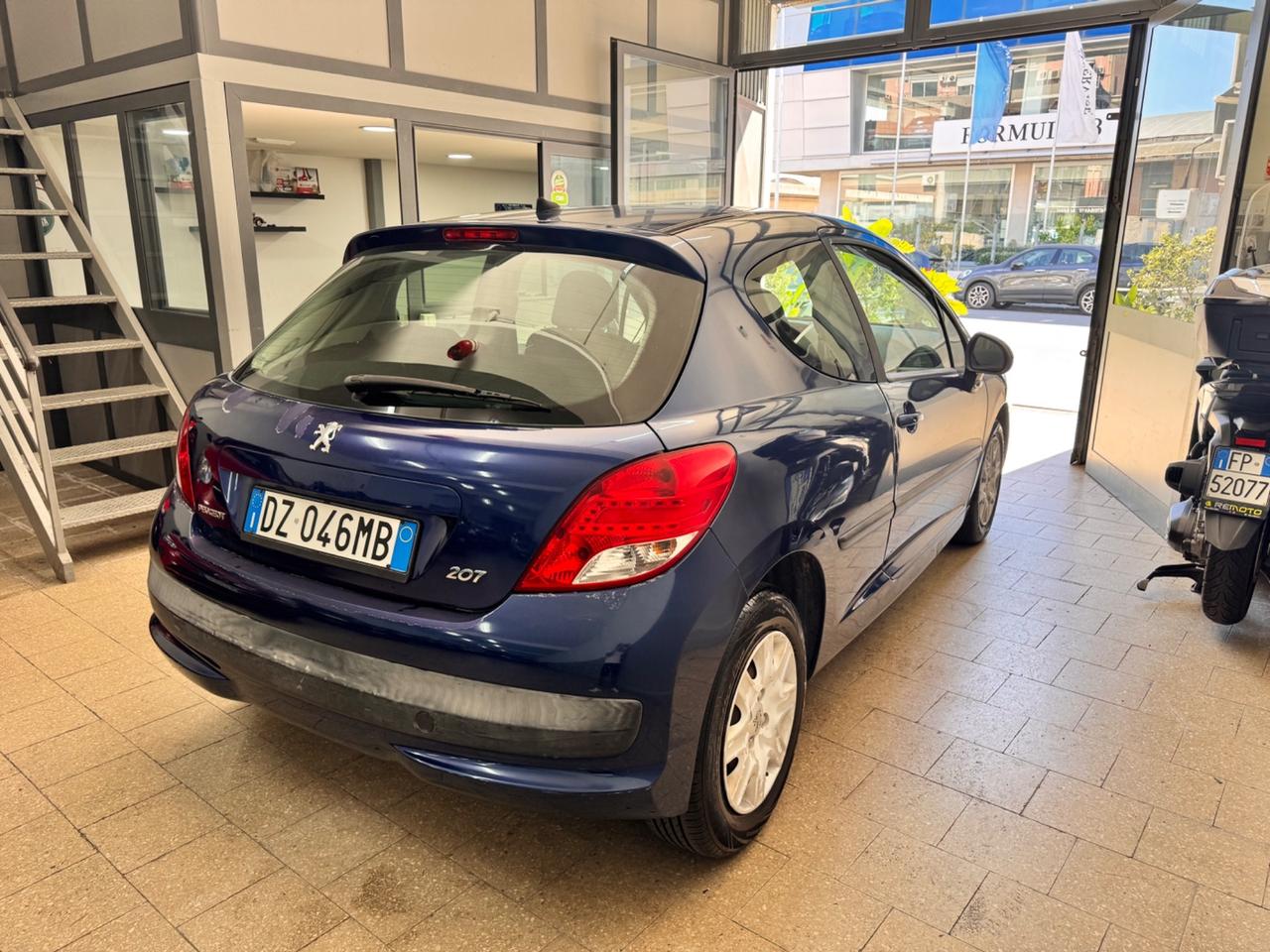 Peugeot 207 1.4 73 Cv 3P. Benz/Gpl - 2009