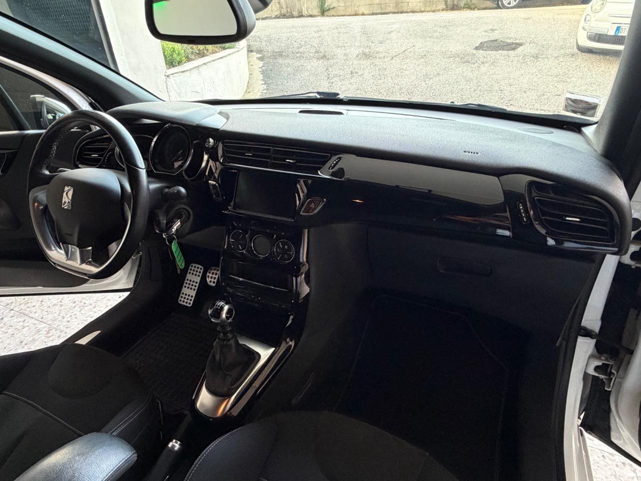 Ds DS3 1.6 Diesel 120 Performance Line 2016