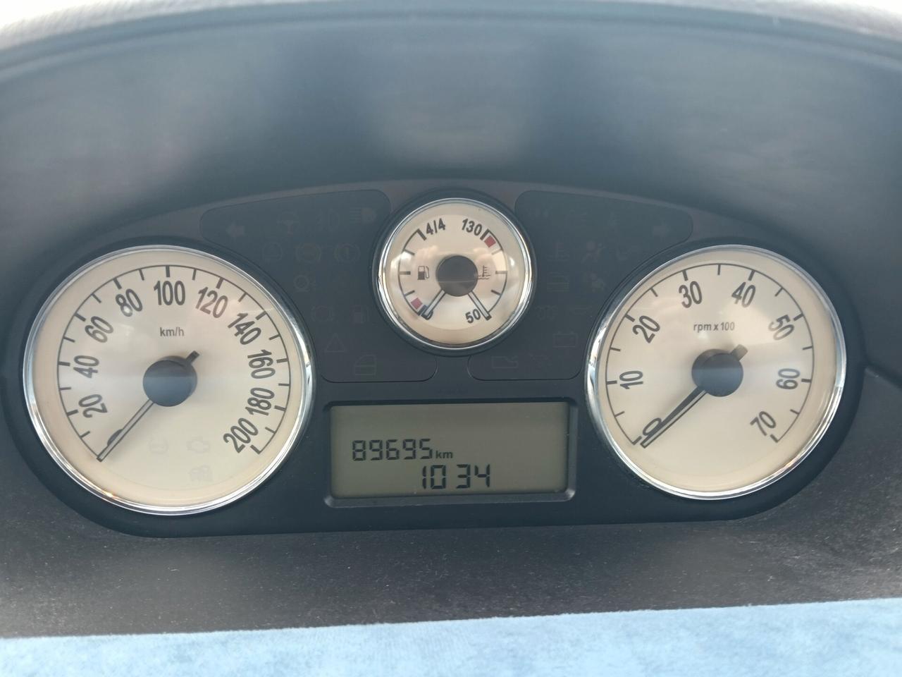 Lancia Ypsilon 1.2 16V Argento solo 89000 km