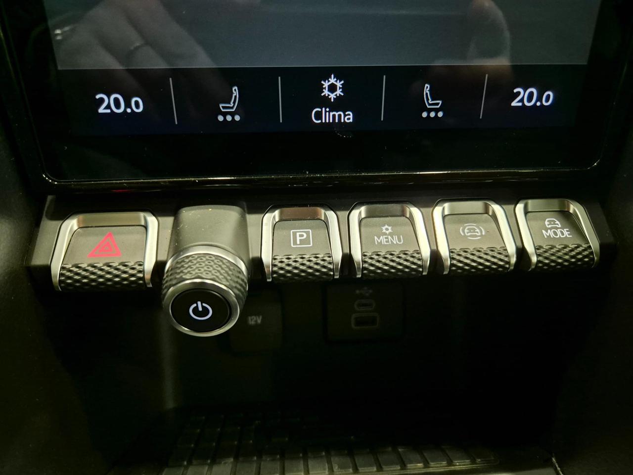 VOLKSWAGEN Amarok 3.0 V6 TDI 241CV 4MOTION aut. Aventura