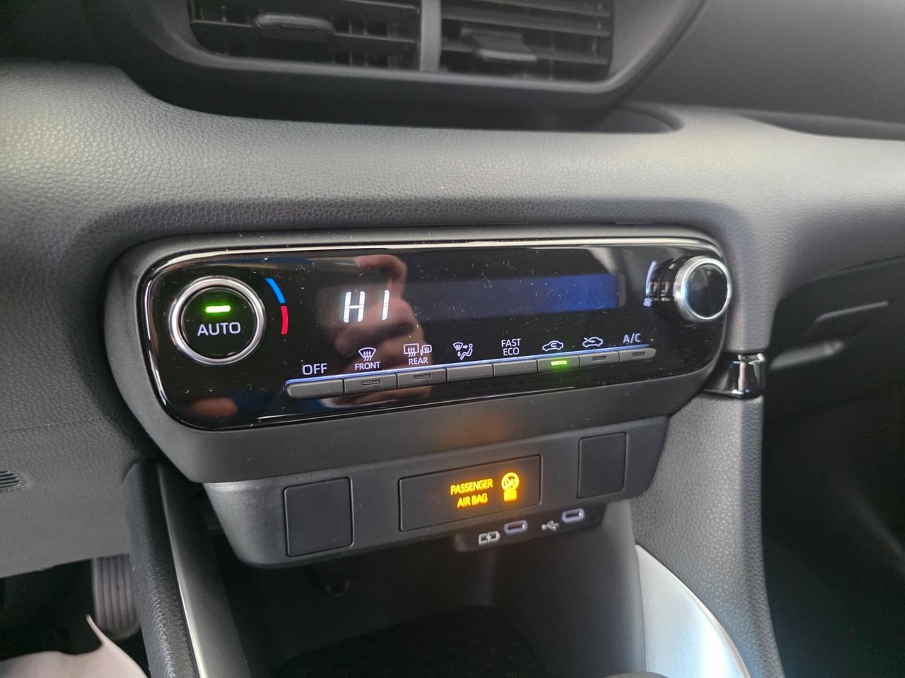 NUOVA Toyota Yaris 1.5 130 Hybrid 5 porte Lounge