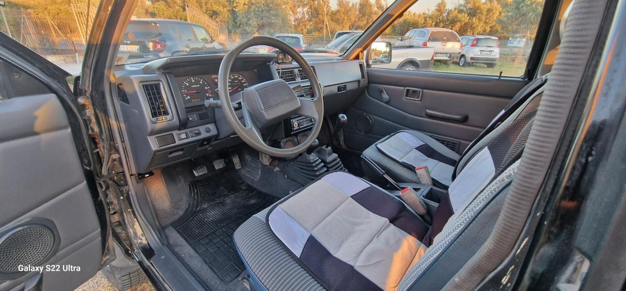 Nissan King Cab 2.5 1992