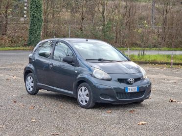 Toyota Aygo 1.0 12V VVT-i 5 porte Deep Ocean Connect 2011-E5 Manuale NEO