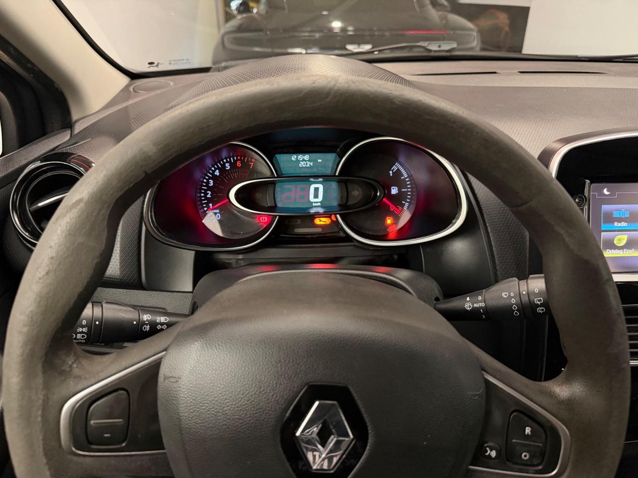 RENAULT Clio 1.2 75CV 5 porte Life ok neopatentati