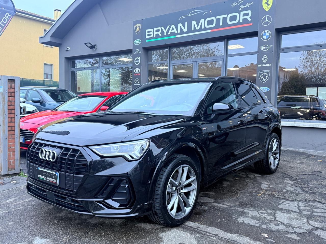 Audi Q3 SPB 45 TFSI e S tronic line edition