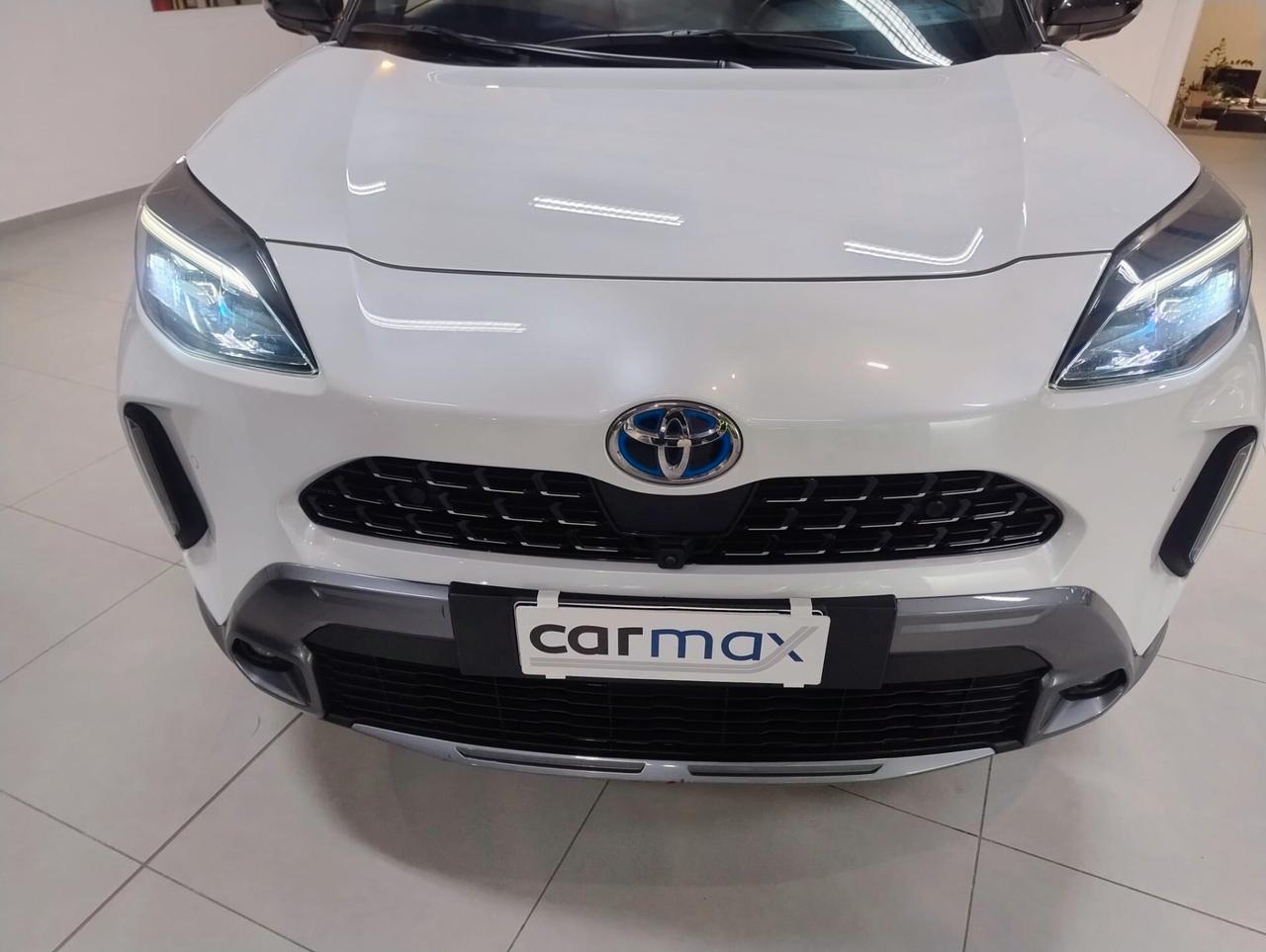 Toyota Yaris Cross 1.5 Hybrid 5p. E-CVT AWD-i Adventure