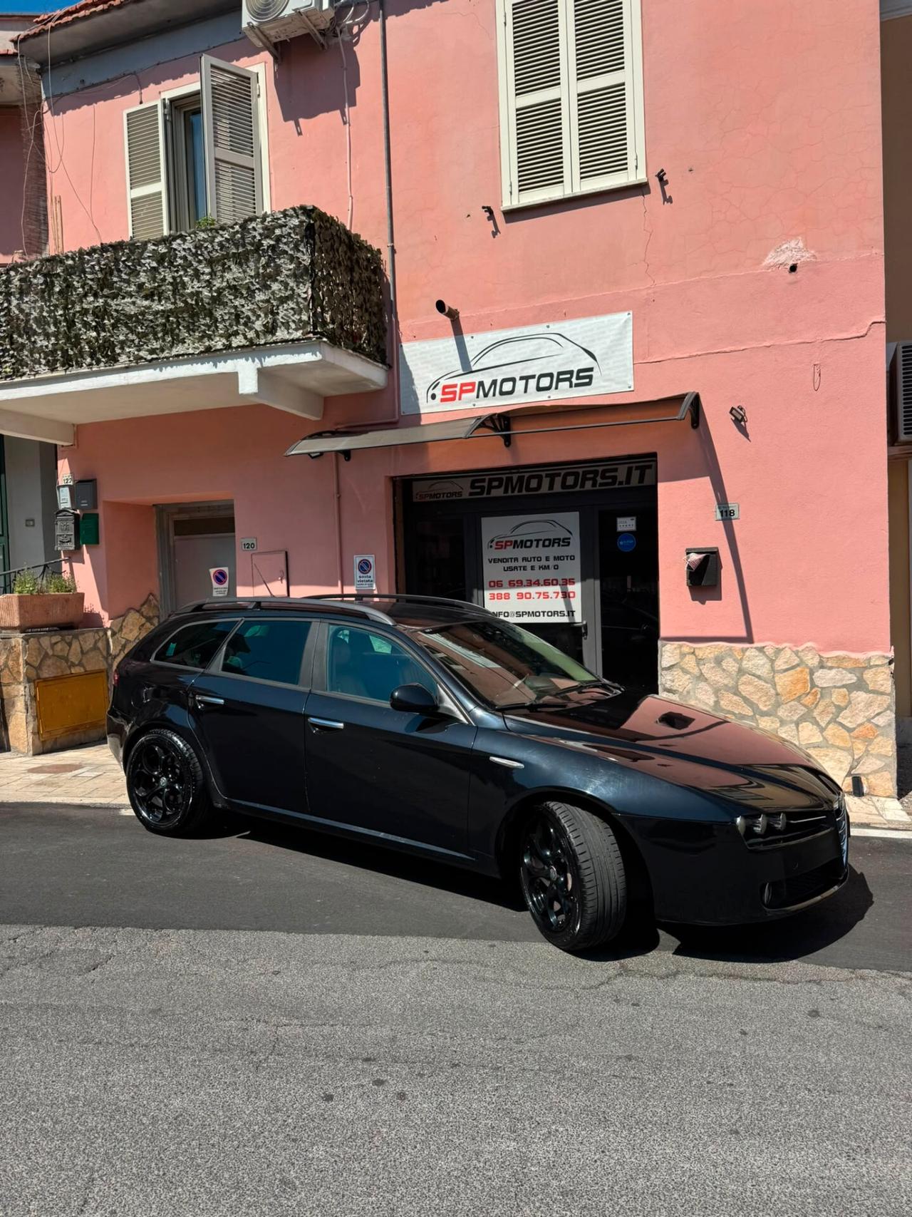 Alfa Romeo 159 2.4 JTDm 20V Sportwagon Exclusive, TOTAL BLACK, FULL OPT., OTTIME CONDIZIONI, BELLISSIMA