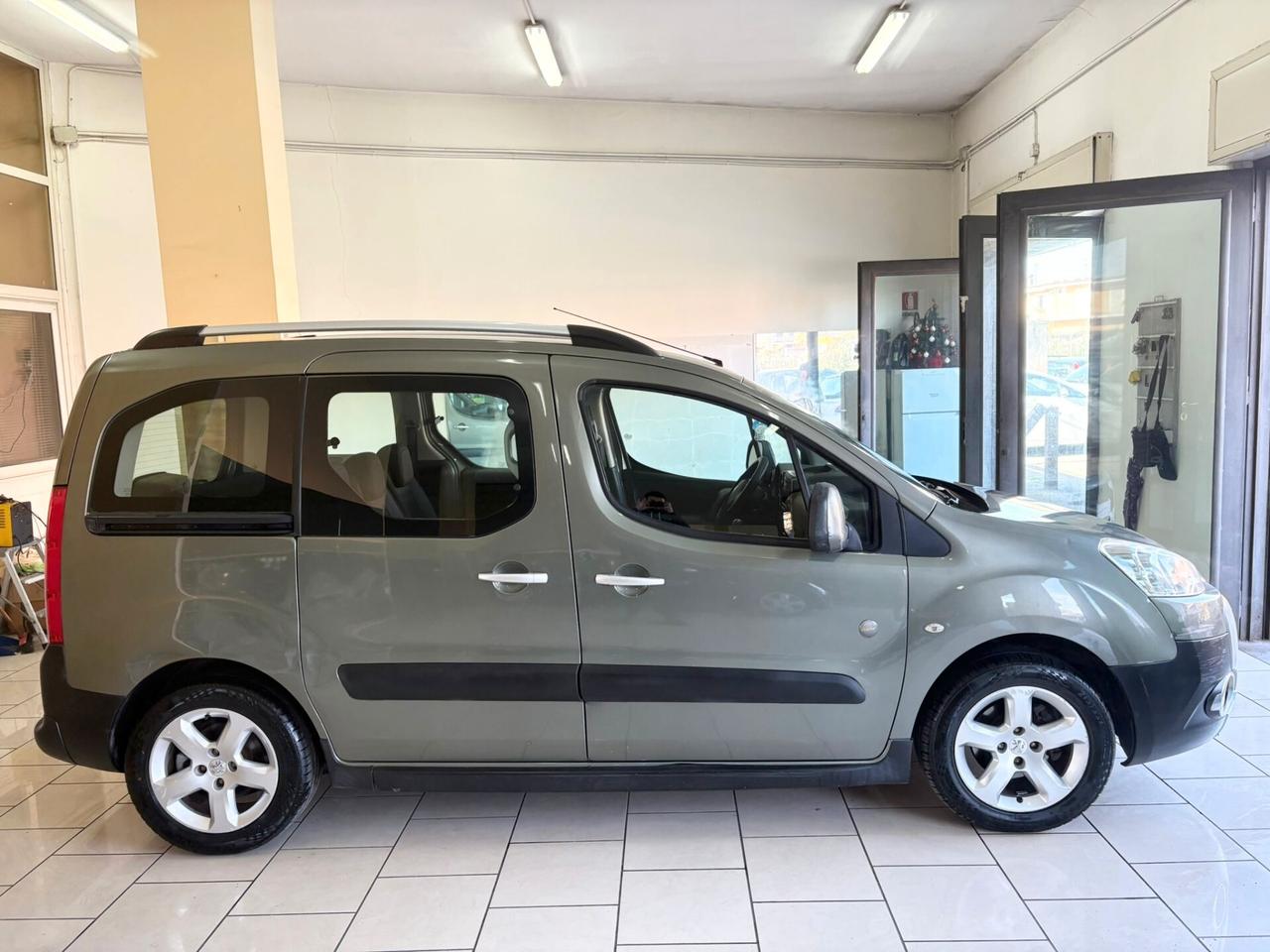 Peugeot Partner Tepee 1.6 HDi 90CV Outdoor