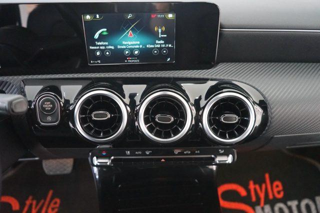 MERCEDES-BENZ A 180 d Automatic Business Extra Uniprop. Certificata