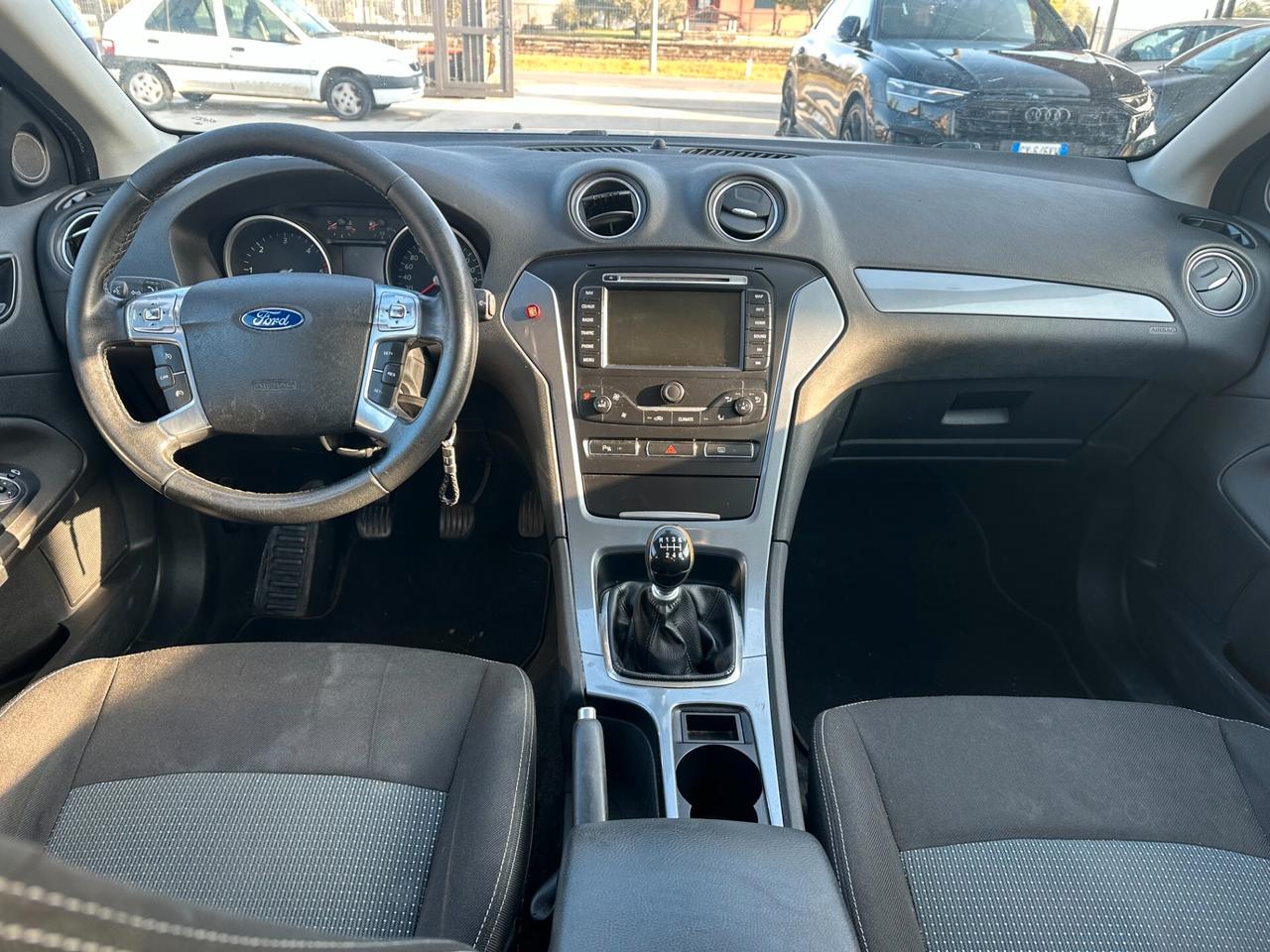 Ford Mondeo 2.0*TDCI*NAVI*LED*140CV*