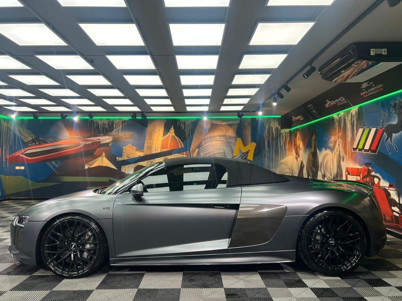 Audi R8 Spyder 5.2 FSI quattro S tronic