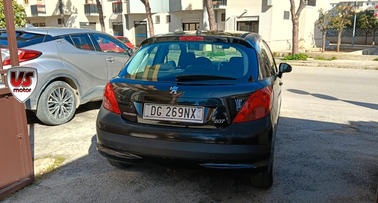 PEUGEOT 207 1.4 BENZ-2007