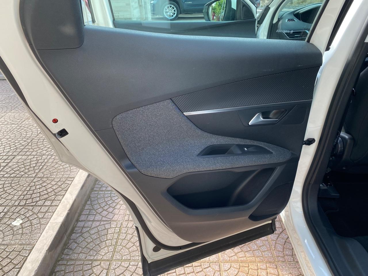 Peugeot 3008 BlueHDi 120 S&S Active