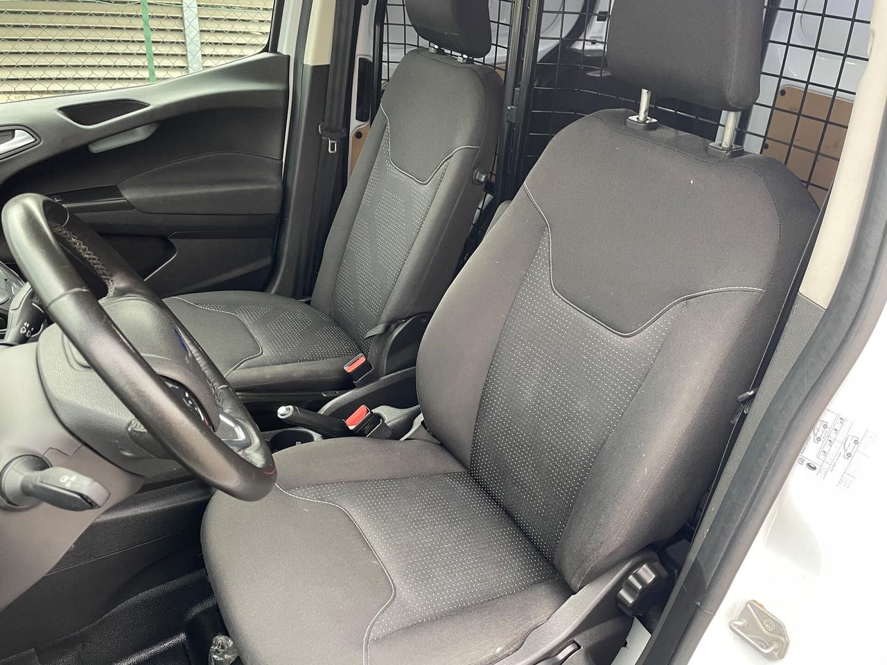 Ford Transit Courier