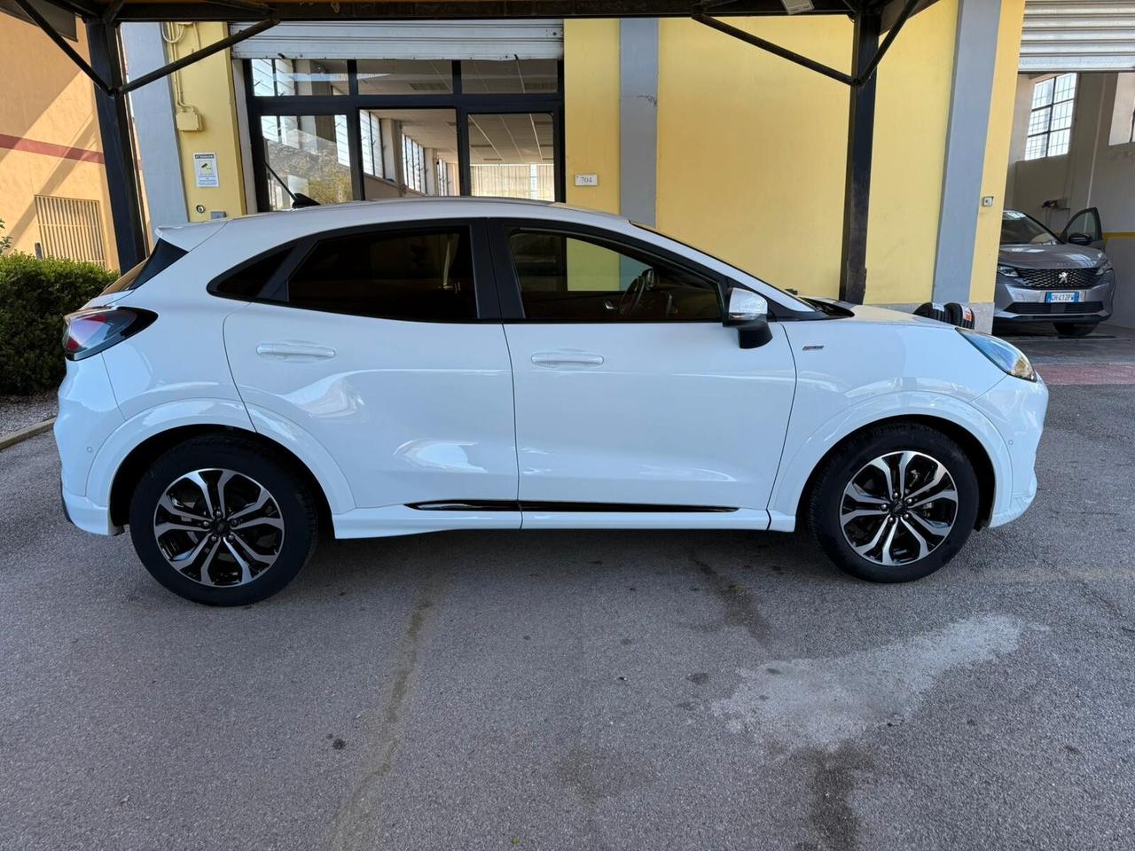 Ford Puma 1.0 EcoBoost Hybrid 125 CV S&S ST-Line