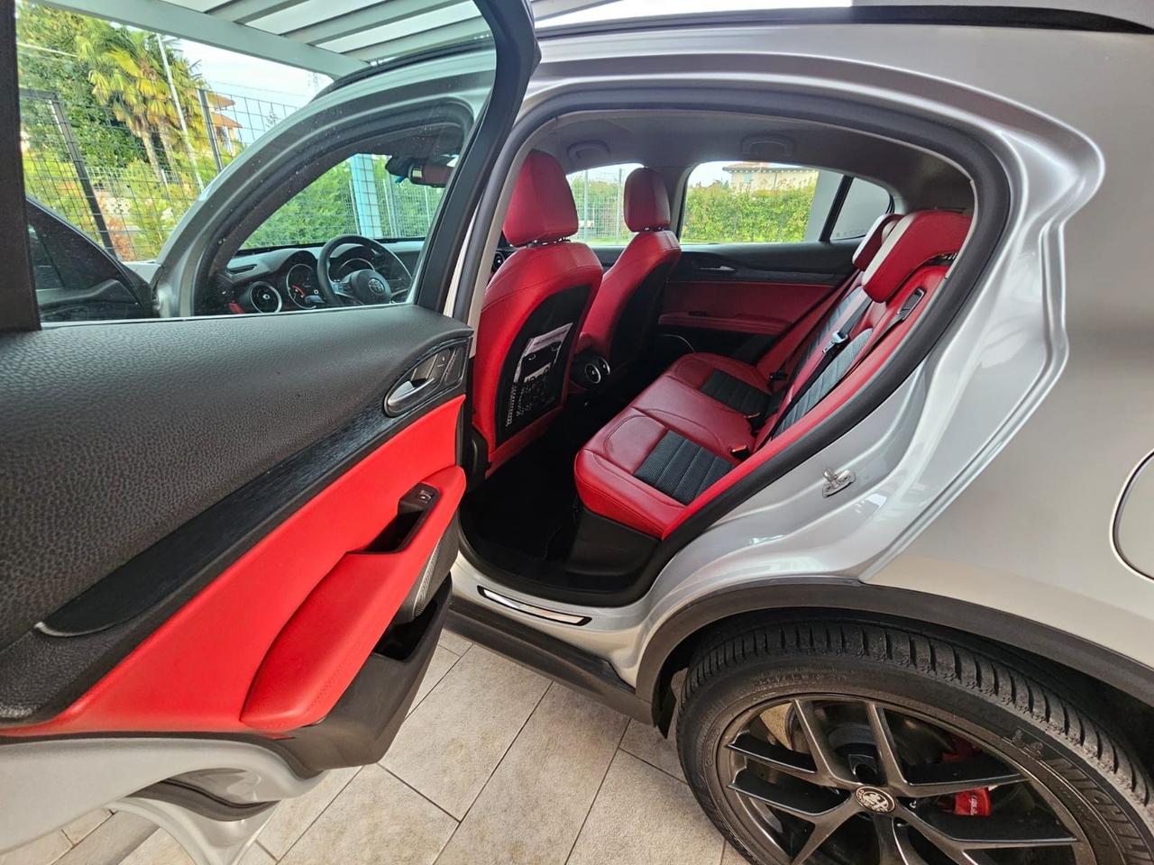 Alfa Romeo Stelvio 2.2 Turbodiesel 210 CV AT8 Q4 Veloce