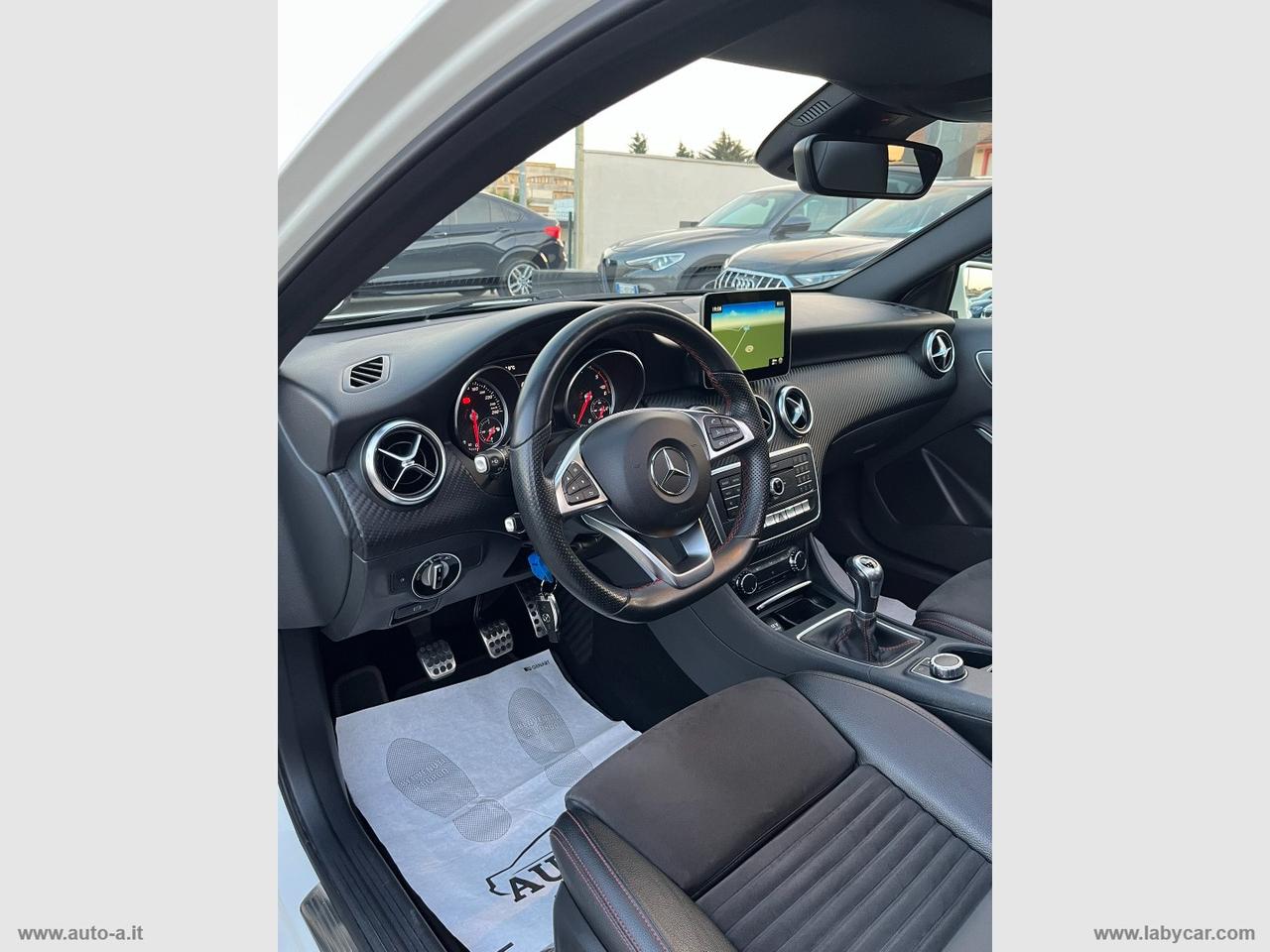 MERCEDES-BENZ A 200 d Premium