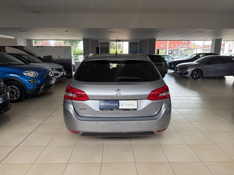 Peugeot 308 BlueHDi 120 EAT6 S&S SW Allure