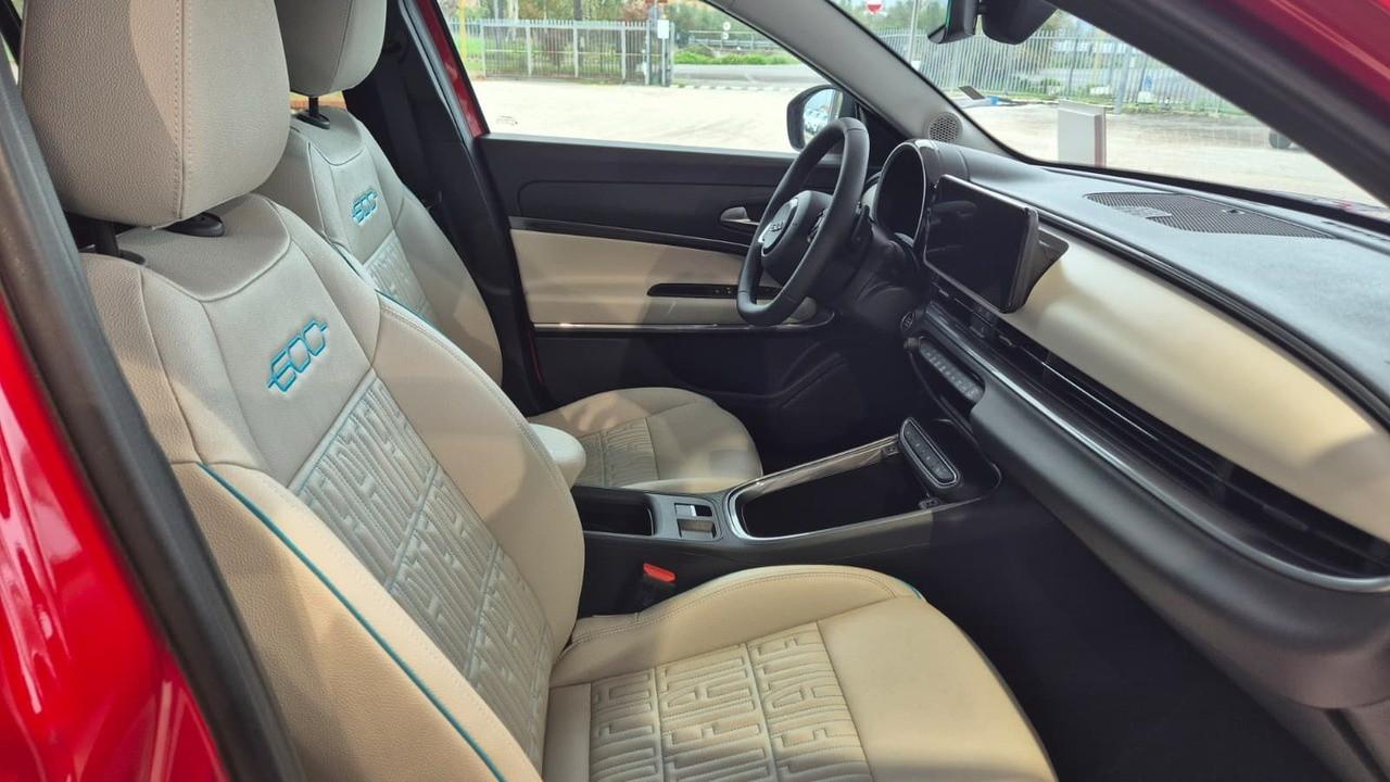 FIAT 600 IV 2023 - 600 1.2 hybrid La Prima 110cv auto