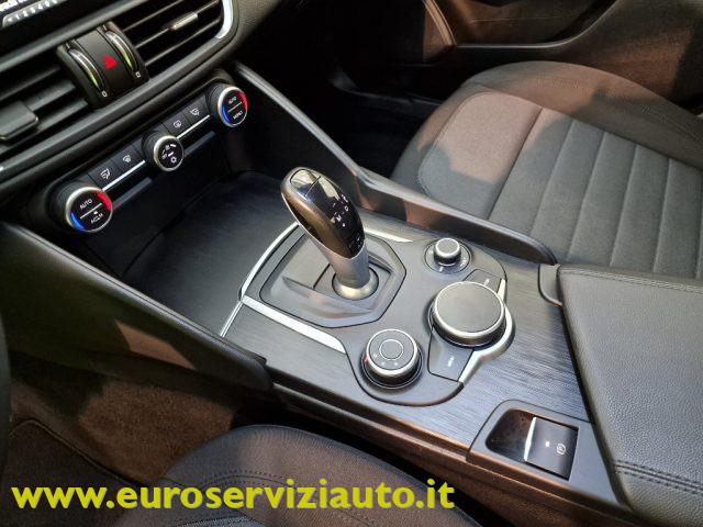 ALFA ROMEO Giulia 2.2 Turbodiesel 150 CV AT8 Business