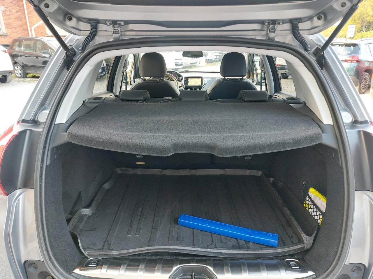 Peugeot 2008 BlueHDi 100 Allure UNICO PROPRIETARIO
