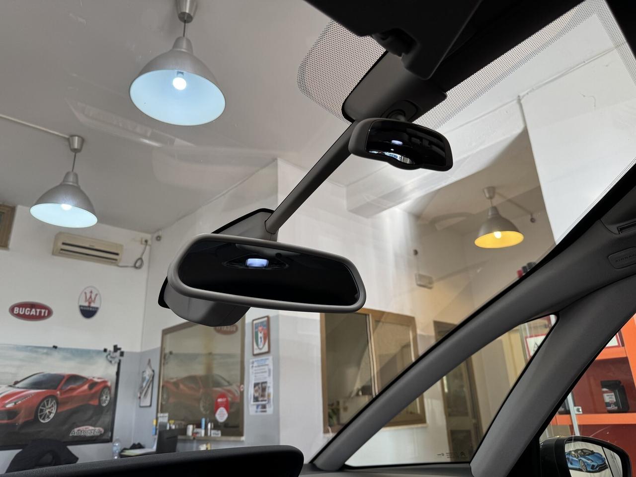 Citroen NEW C4 1.6 HDi SHINE Navigatore