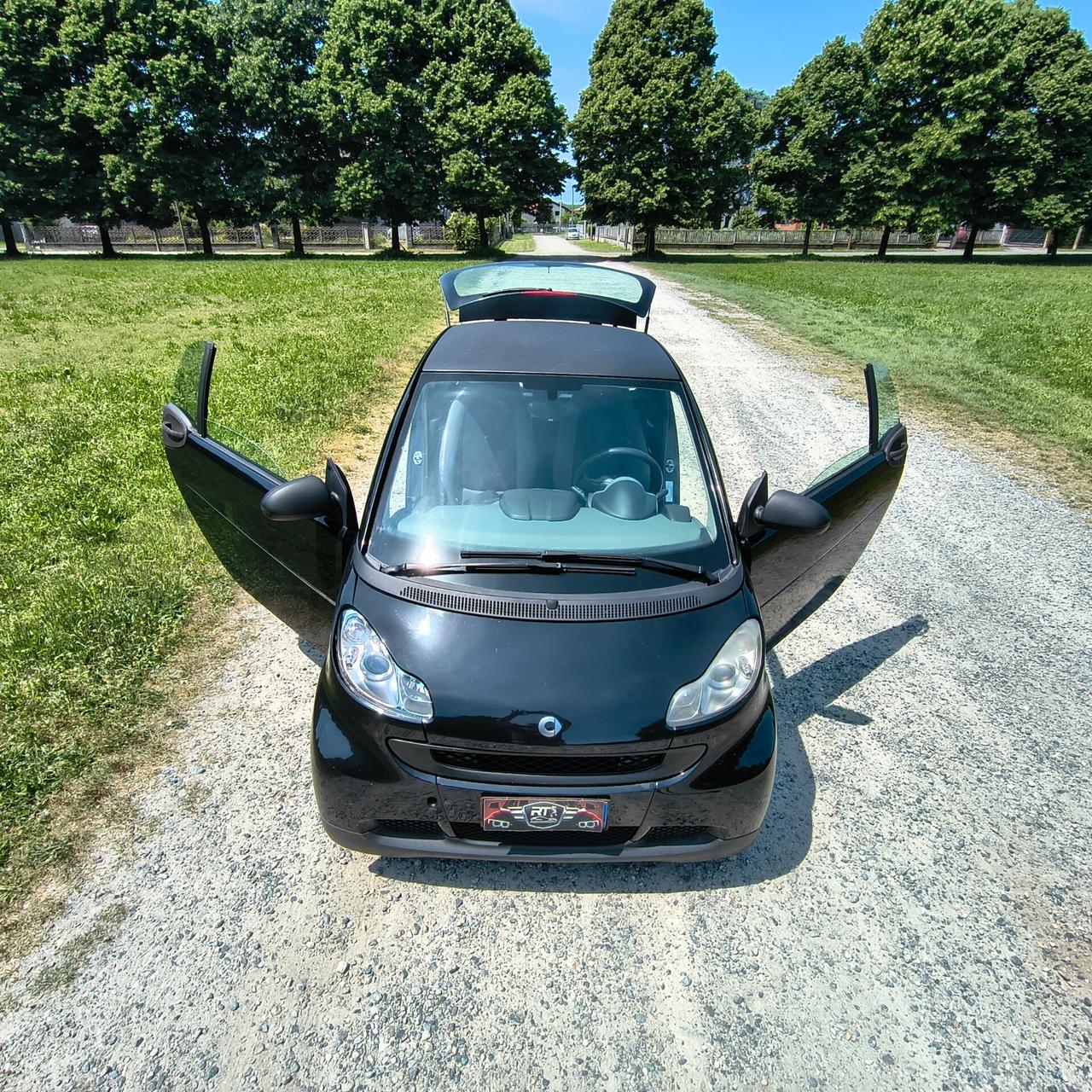 Smart ForTwo 1000 45 kW MHD coupé pure in pronta consegna