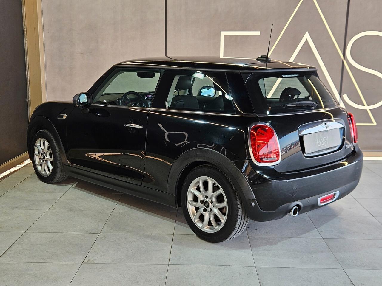 MINI Cooper D 1.5 3p auto