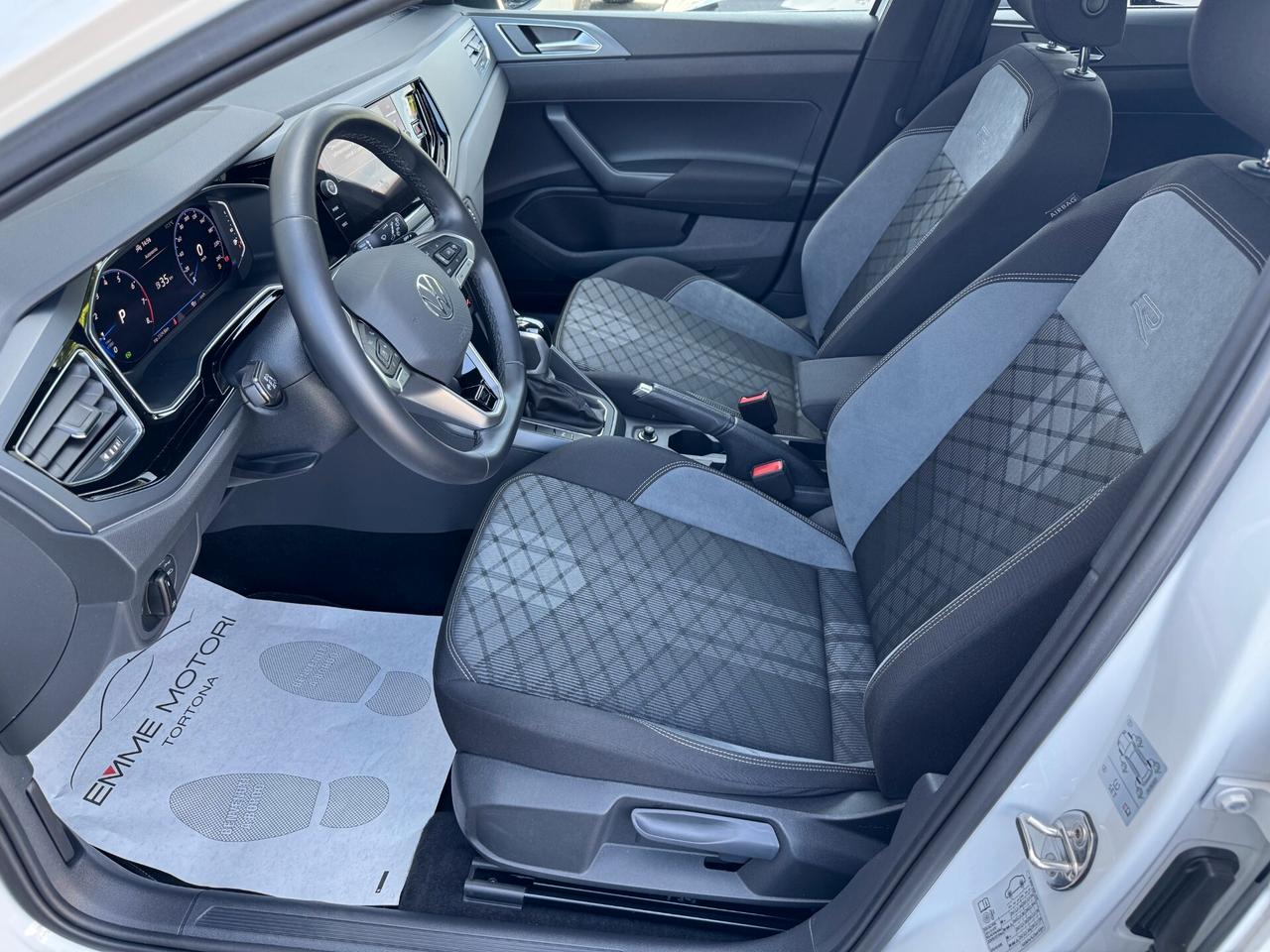 Volkswagen Taigo 1.0 tsi R-Line 110cv DSG/MATRIX/NO VINCOLI
