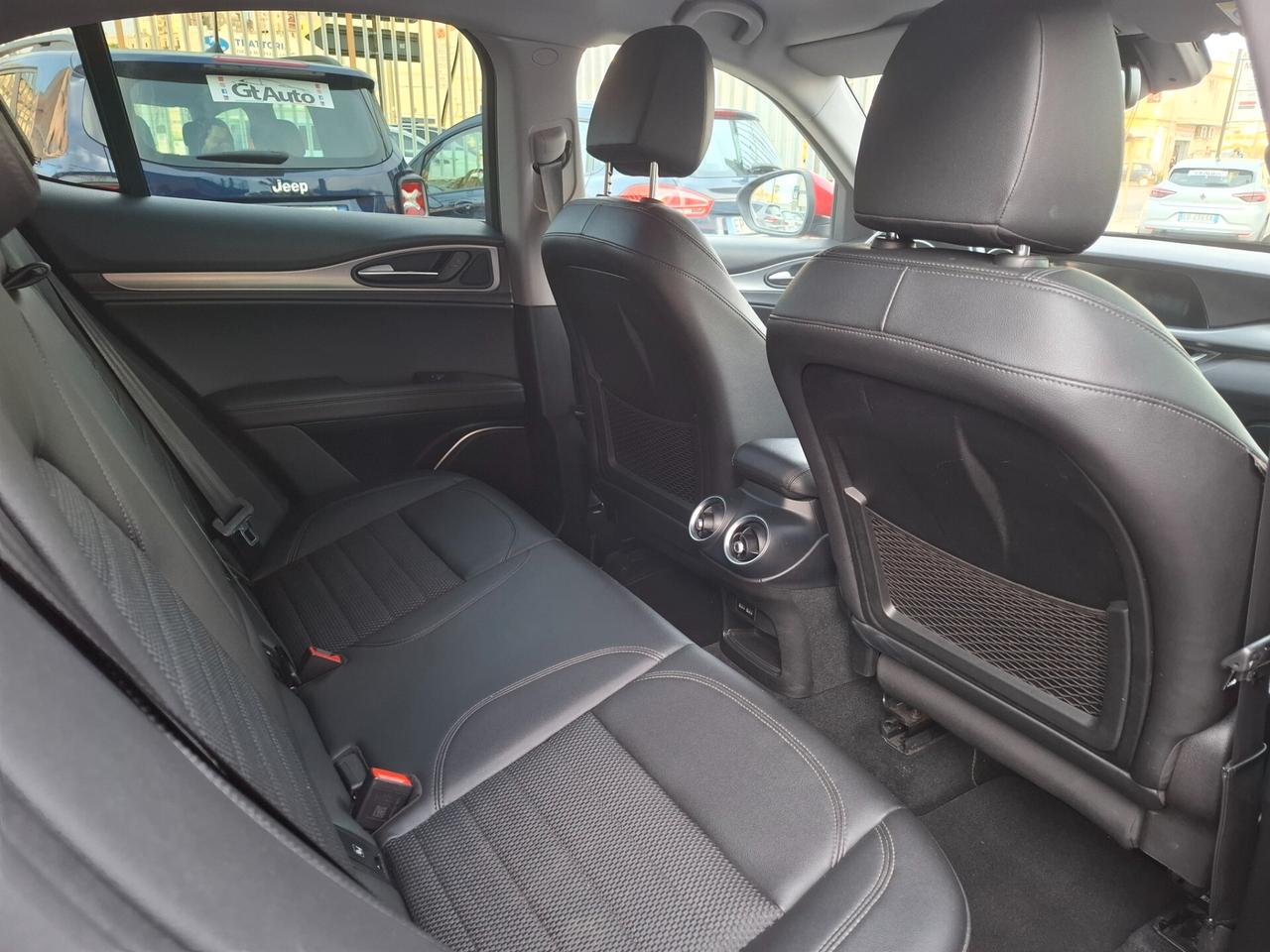 Alfa Romeo Stelvio 2.2 Turbodiesel 190 CV AT8 Q4 Sprint