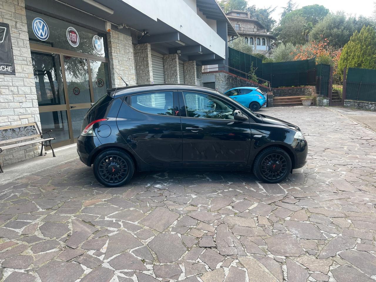 Lancia Ypsilon 1.3 MJT 16V 95 CV 5 porte S&S Elle NEO PATENTATI